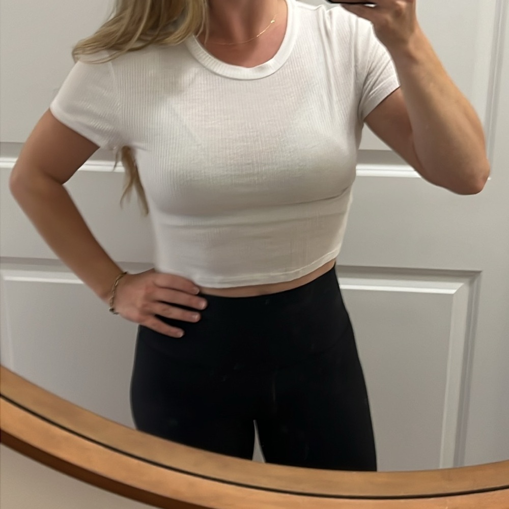 cropped t shirt